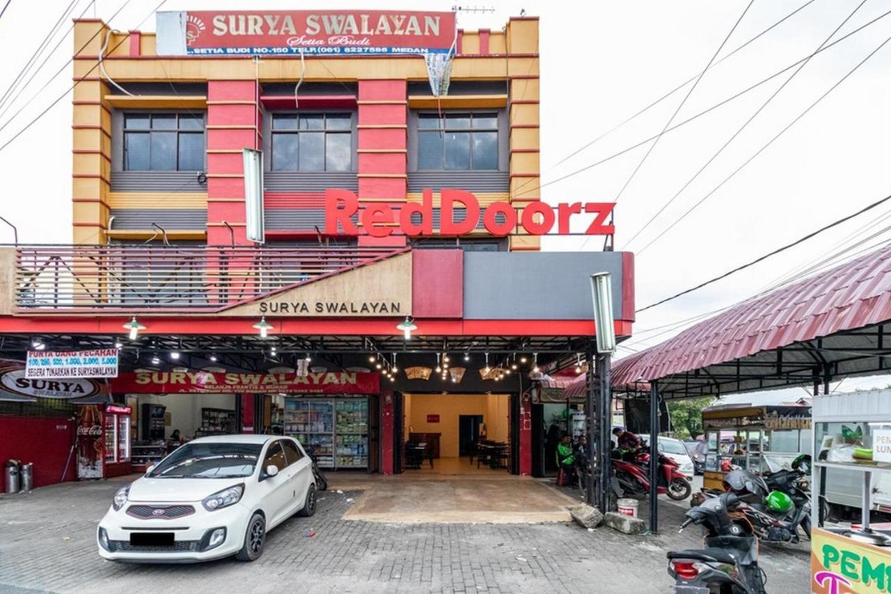 Reddoorz Syariah @ Jalan Setiabudi Medan 3 Kültér fotó